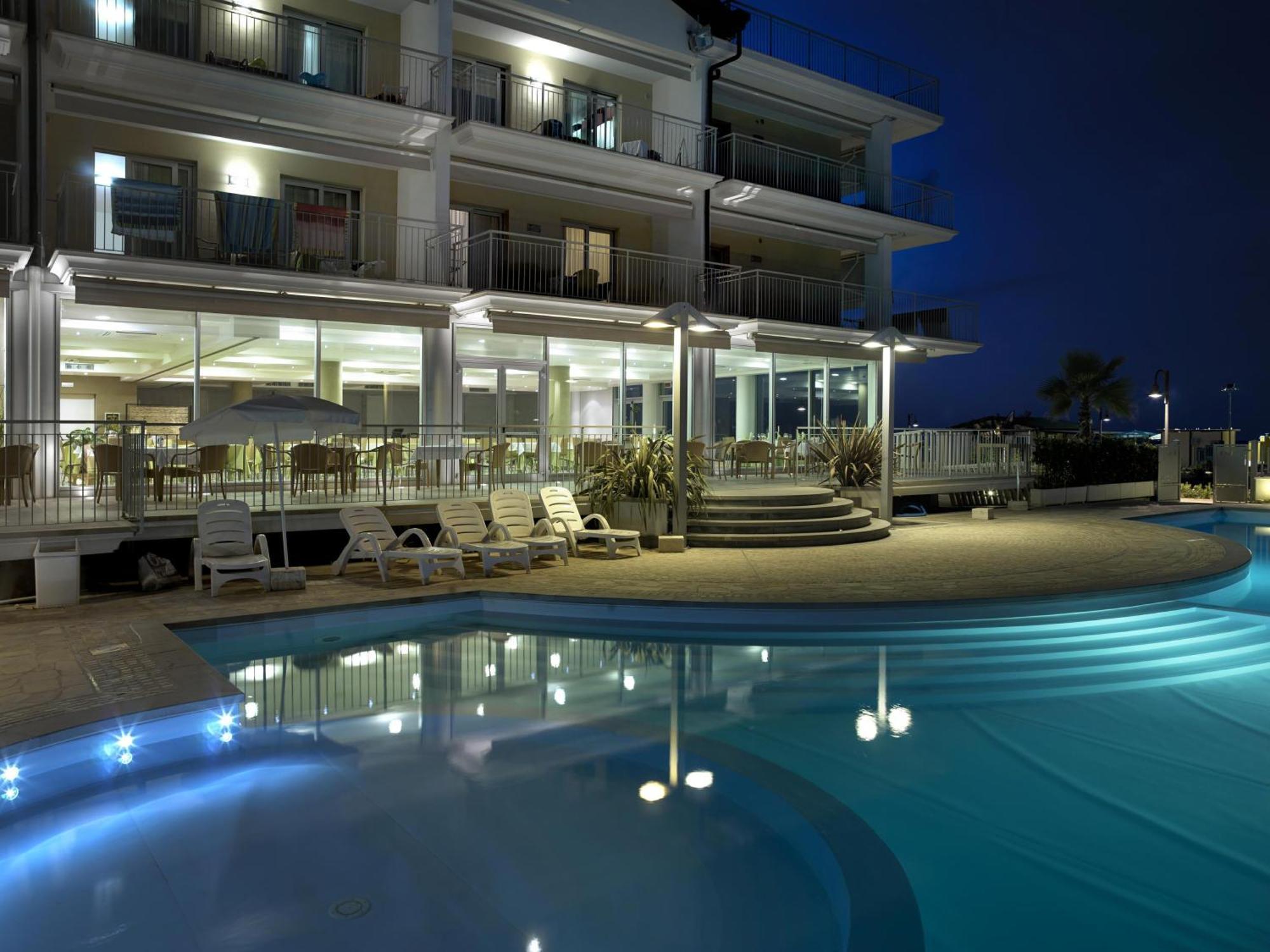 Casa Del Mar Apart otel Roseto Degli Abruzzi Dış mekan fotoğraf