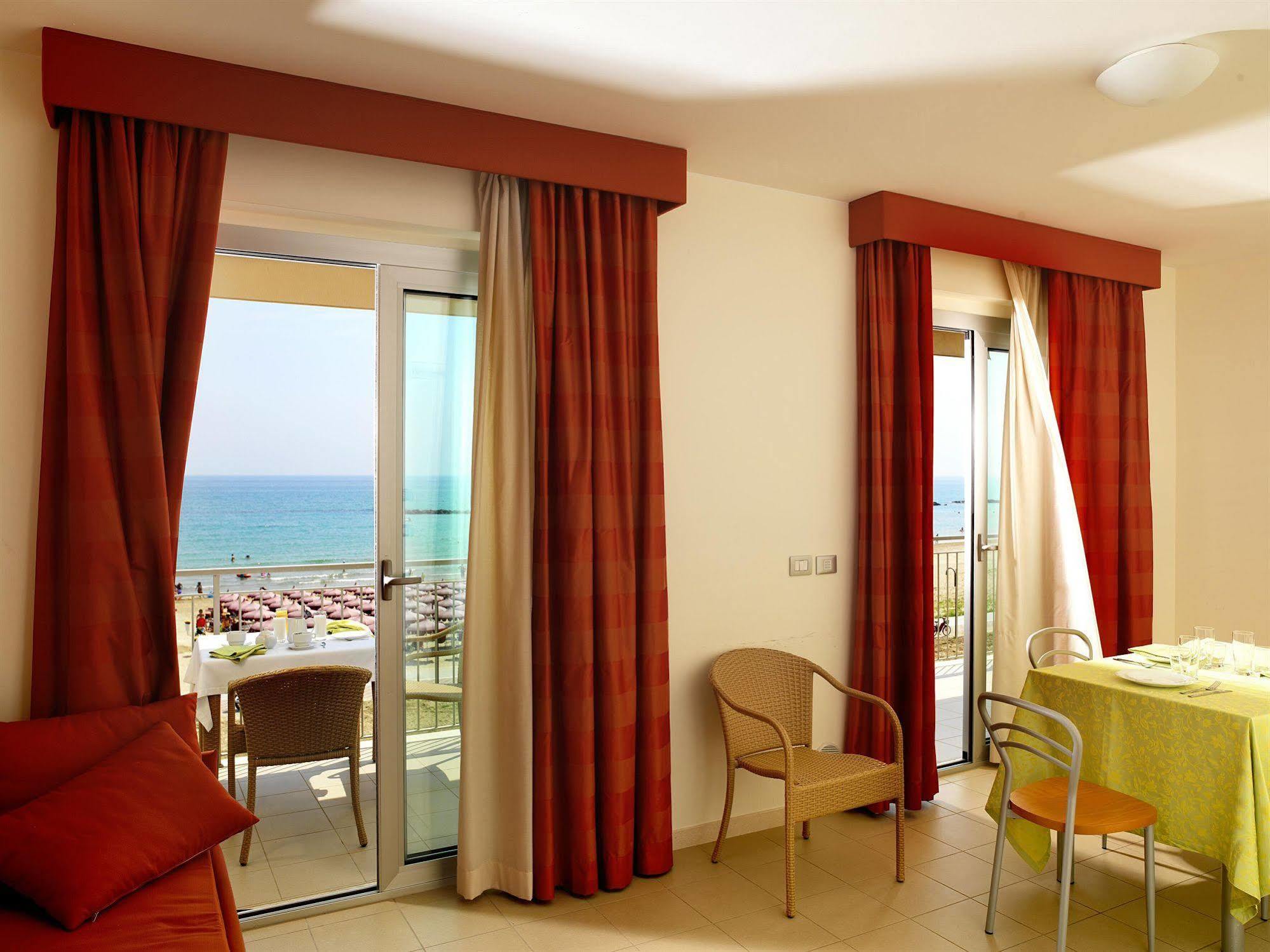 Casa Del Mar Apart otel Roseto Degli Abruzzi Dış mekan fotoğraf
